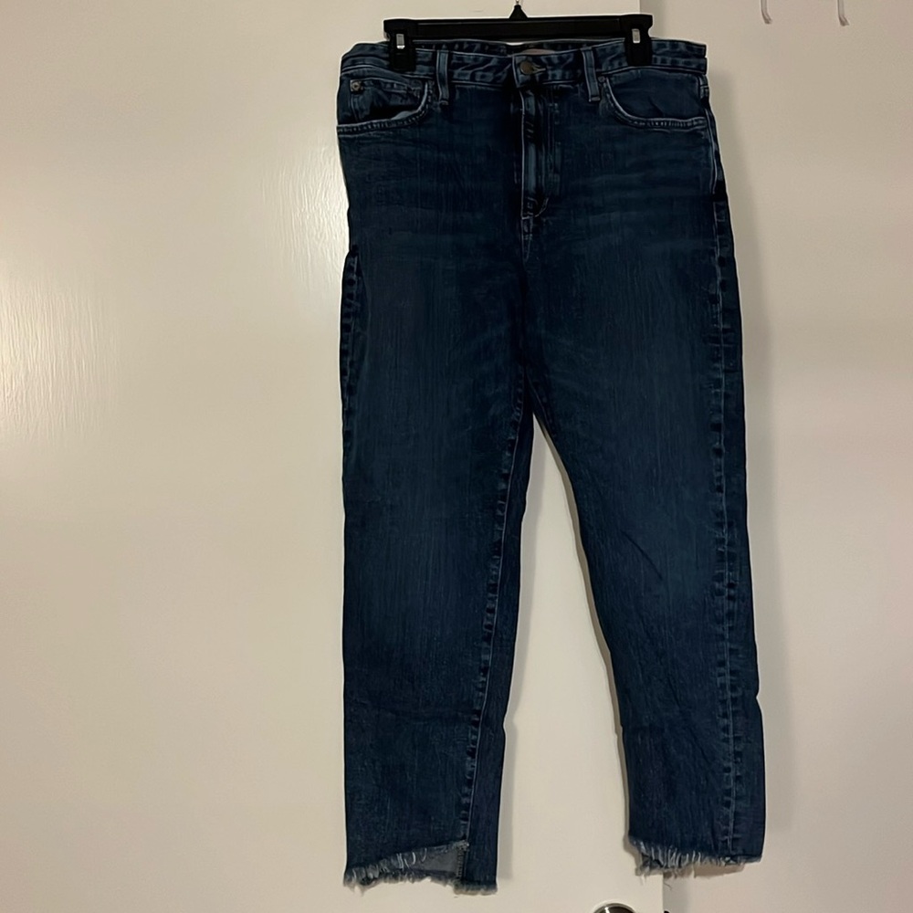 Cropped dark jeans